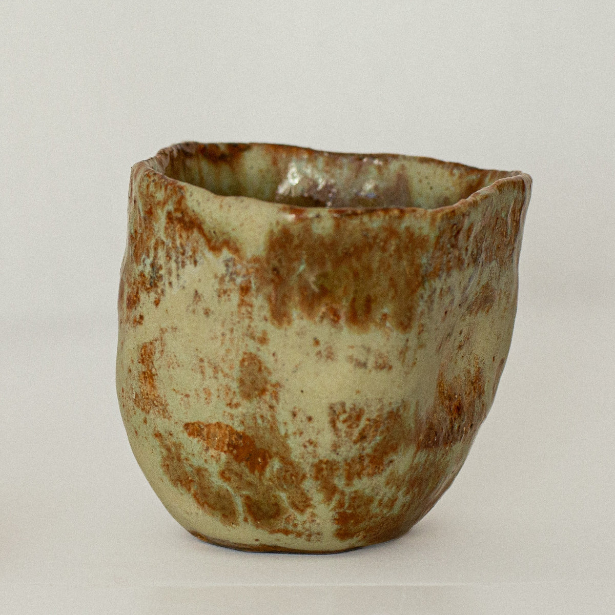 Earth Cup no. 03 handmade stoneware cup by Tania Ruda, side view