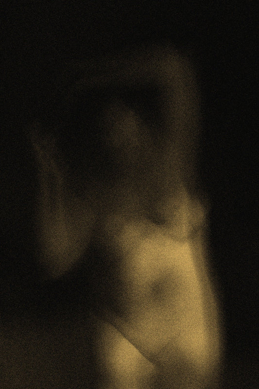 Féminité 08 — fine art photograph by Tania Ruda